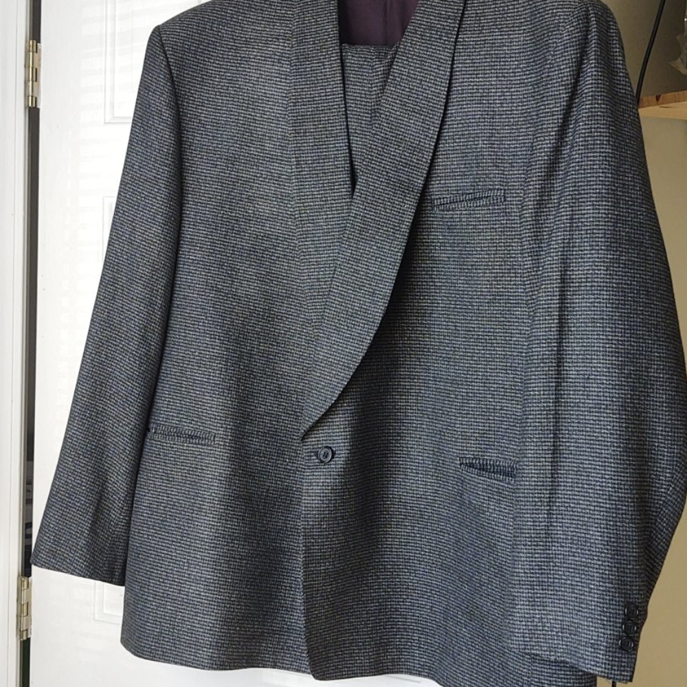 Mens suit